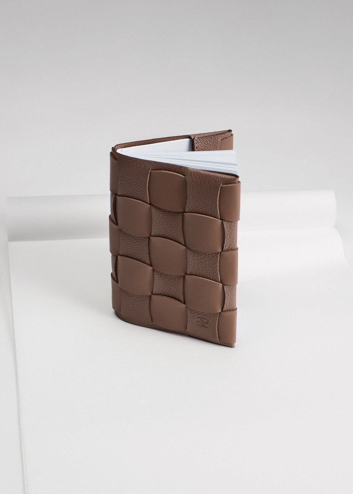 Couvre carnet Neiti A6 - Racine